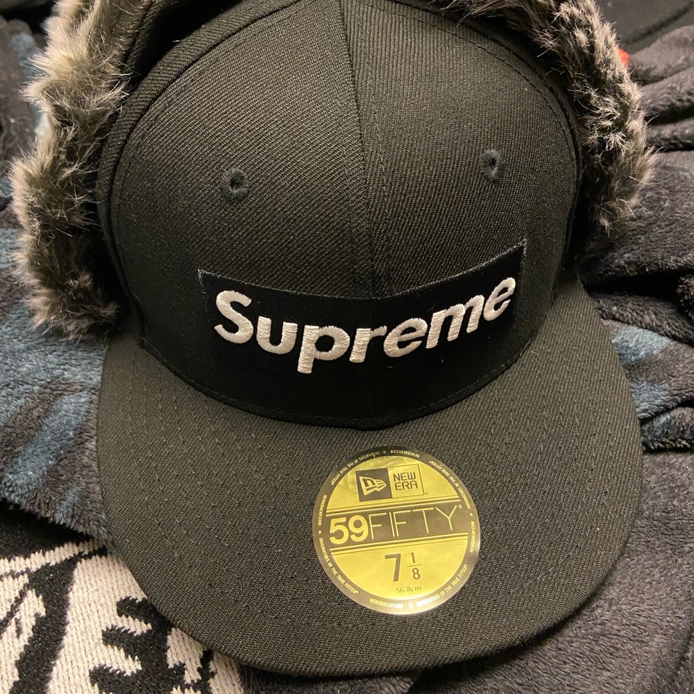 Ear flap NEW ERA